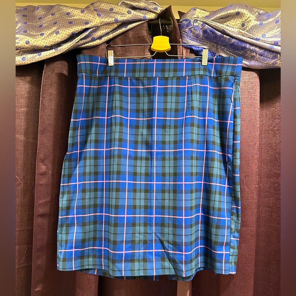 ELOQUII Plaid Column Skirt